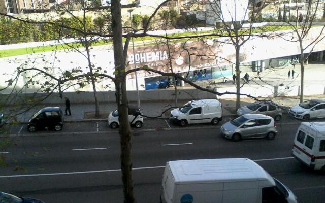 Metro-Apartment RNAL nº35375 AL-Chamada para a rede móvel nacional