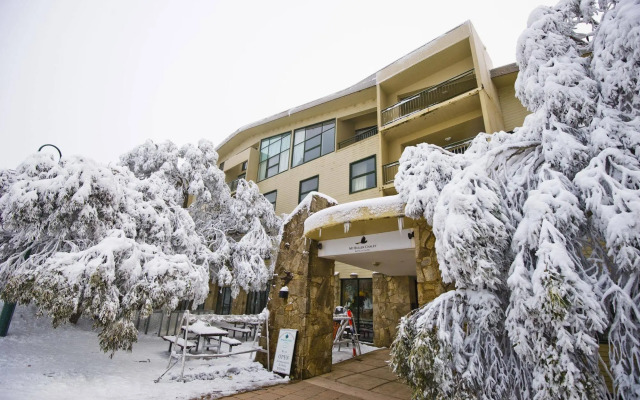 Mt Buller Chalet Hotel & Suites