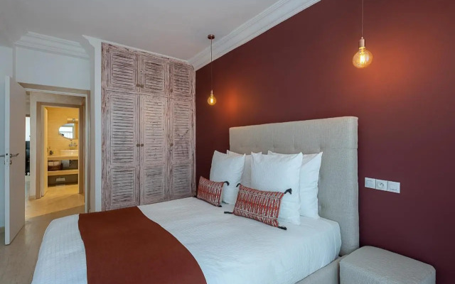Luxury Two Bedrooms Apartment - Best Location