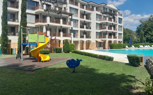 Balchik Gardens complex SeaHome 21 apartment