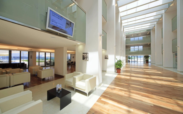 Valamar Lacroma Hotel