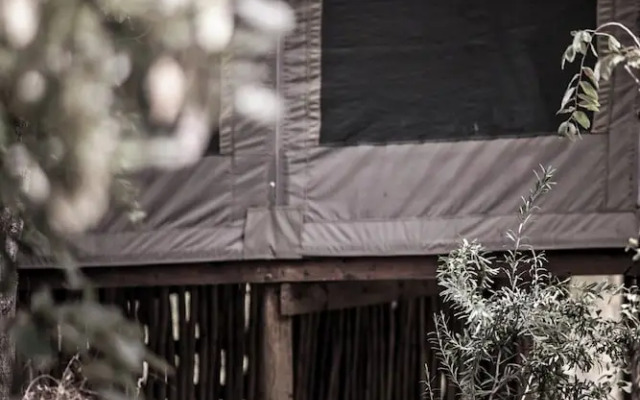 Muweti Bush Lodge