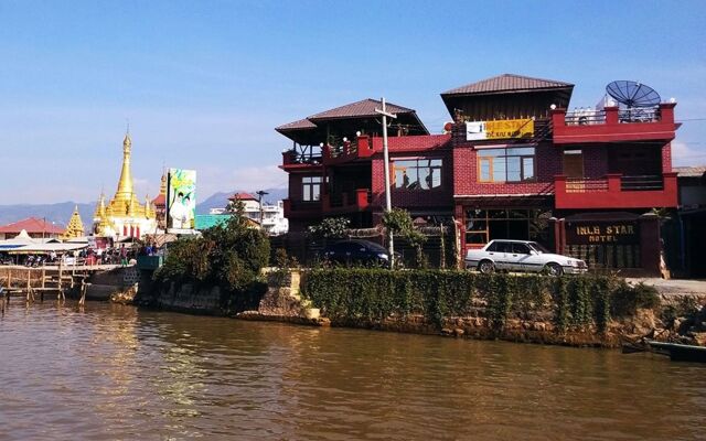 Inle Star Hotel