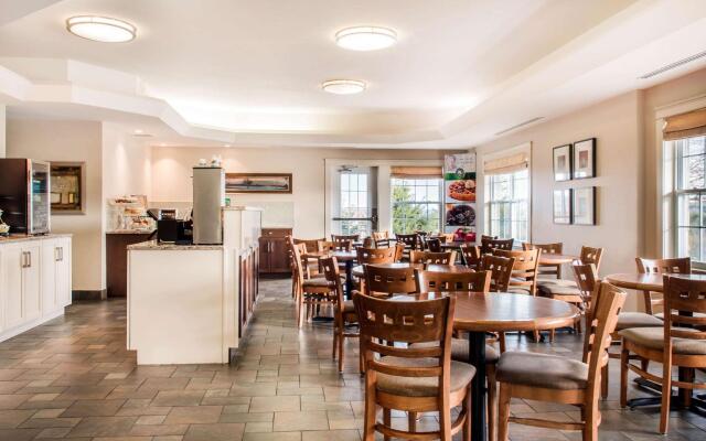 Quality Inn & Suites Quispamsis