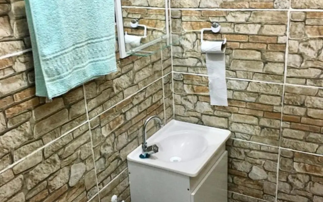 Quitinetes Rusticas Junto a Natureza - Bruxas e Bruxos