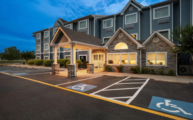 Microtel Inn & Suites by Wyndham Salisbury