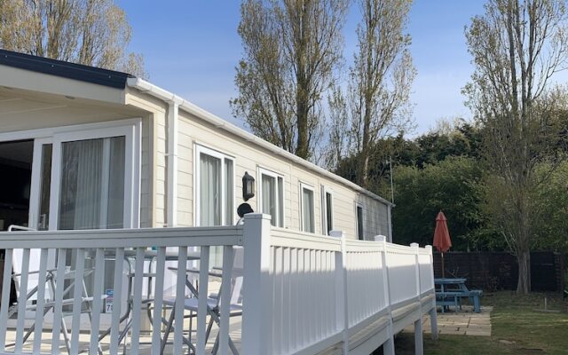 Poker Dot Getaway 1 Stay-play-getaway