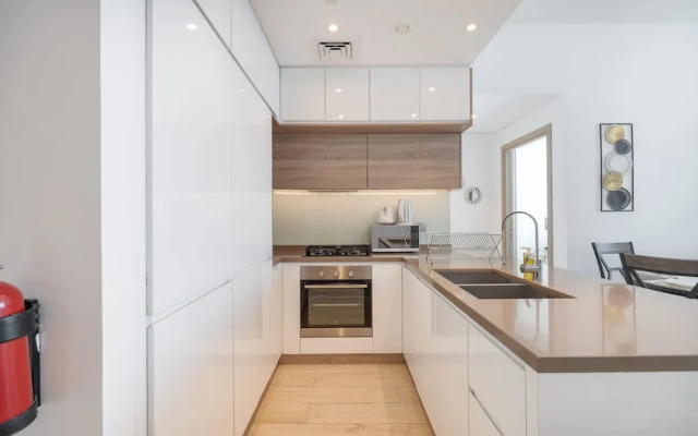 Luxury 1-bedroom in Dubai Marina That Sleeps 2