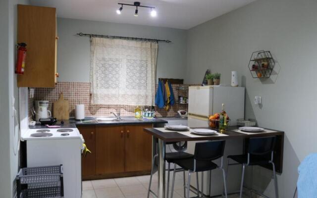 Semi-basement 50sqm apartment near Kos citycenter