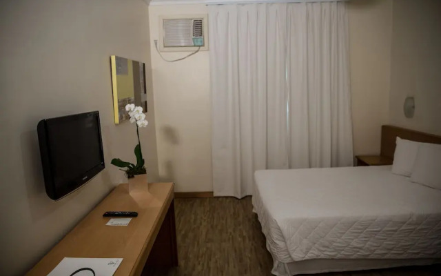 Itu Plaza Hotel