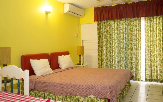 Chrisanns Beach Resort