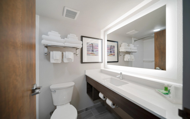 Holiday Inn Kearney by IHG