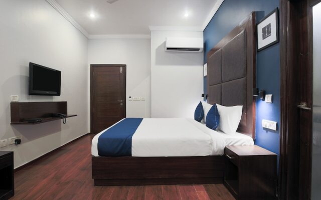 SilverKey Executive Stays 33402 HUDA City Centre