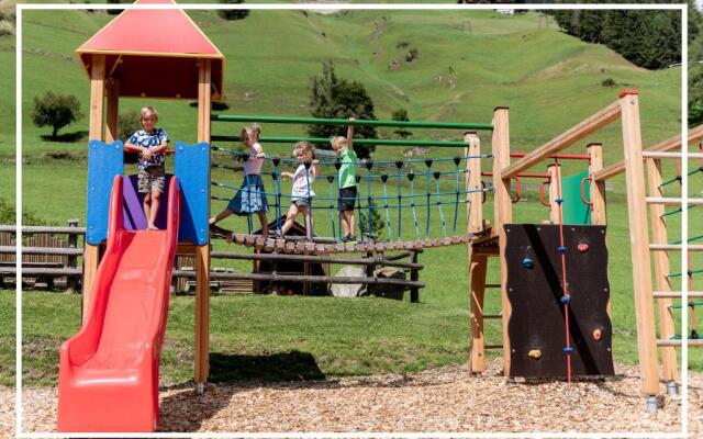 Tyrol Mountain Aparts - Urlaubsresort Hafele