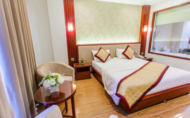 Tu Son Luxury Hotel