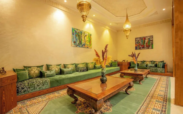 Riad Azia
