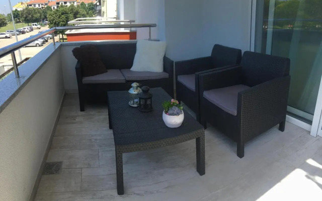 Holly apartman