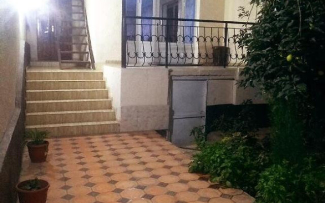 Muxammad Guesthouse