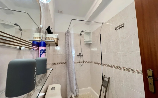 Pêra Stylish Villa With Pool by Homing