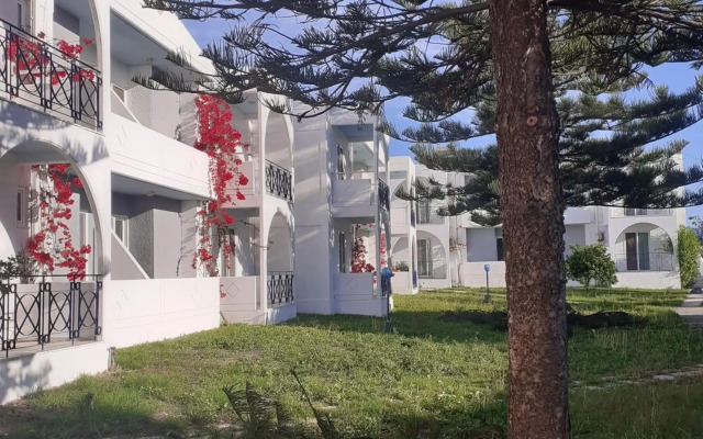 Summer Dream Hotel