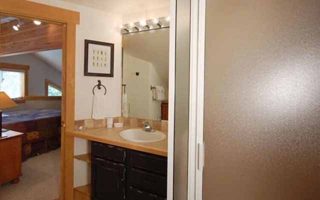 Saddle Creek Townhomes by Pioneer Ridge Management