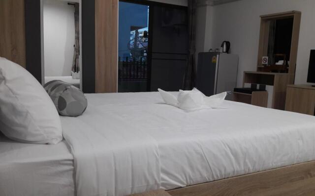 Rinn Boutique House