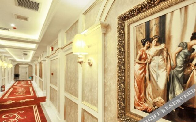 Royal Holiday Hotel (Wuyan Military District Headquarters Branch)