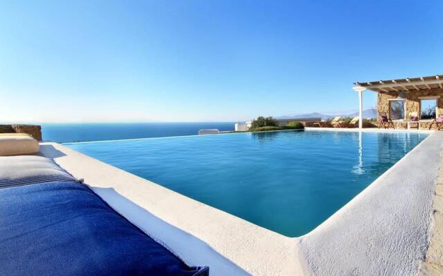 Villa Amarillo by Mykonos Pearls