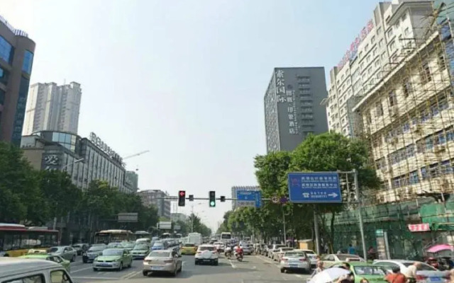 Qian Xi Hotel