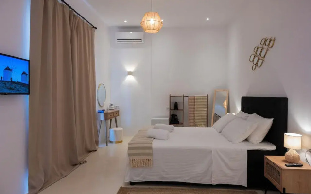 Adyton Luxury Suites & Pools Mykonos
