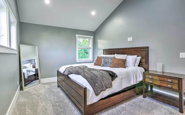 Pet-friendly Minneapolis Home ~ 6 Mi to Dtwn!