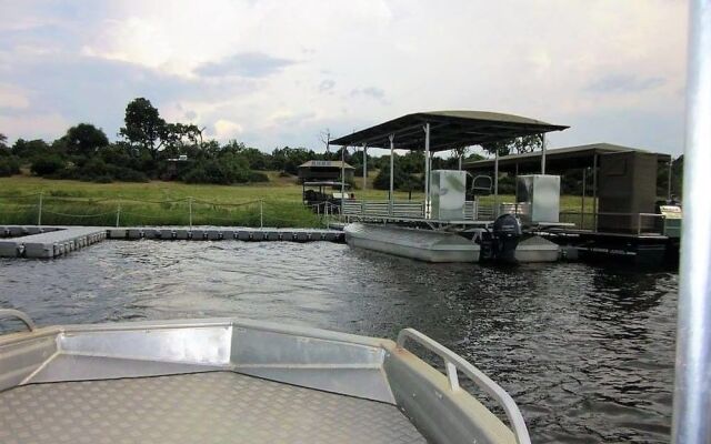 Muchenje Safari Lodge