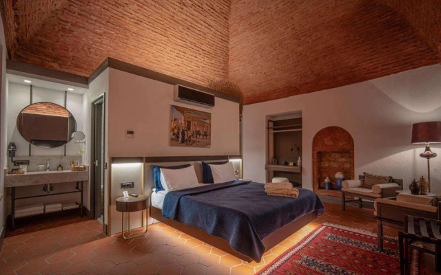 Han 1772 Hotel