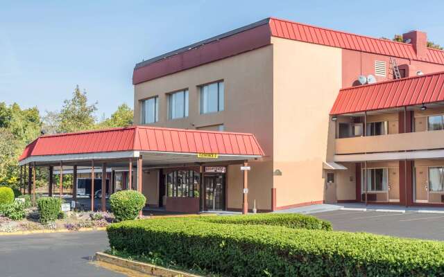 Econo Lodge West Haven