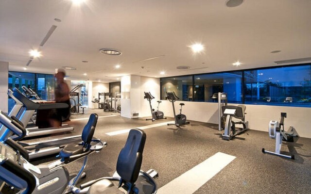 Oracle Resort - Holidays Gold Coast