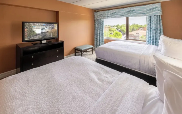 The Boulevard Inn & Bistro