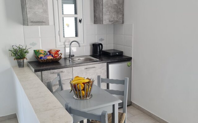 Zoumis Residence
