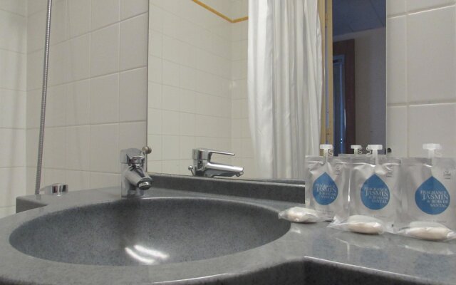 Kyriad Marne La Vallée - Torcy