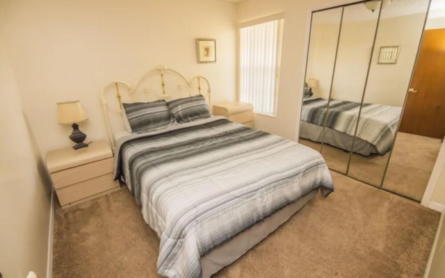 Charles' Sweetwater Club Condo