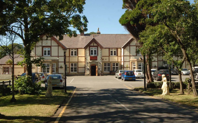 Lyons Nant Hall Hotel