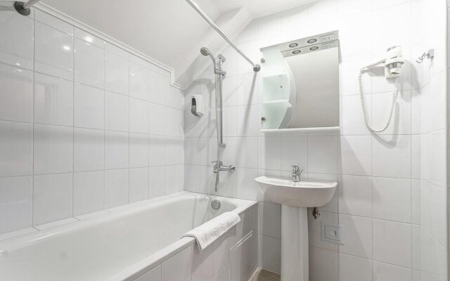 Отель Тиара