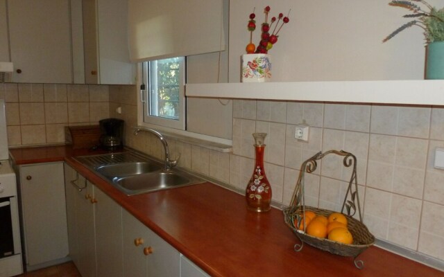 Ilyessa Cottages