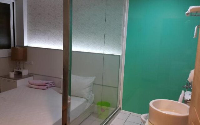 Awesome Hotel