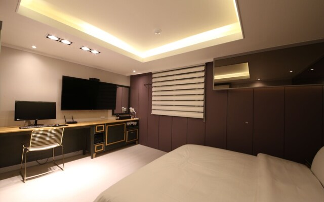 La Luce Hotel