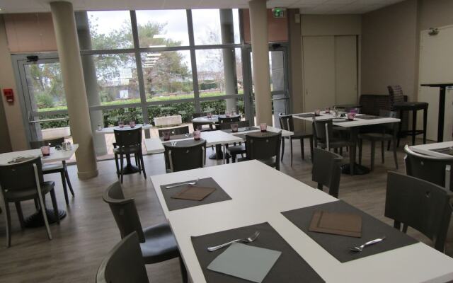 Comfort Hotel Aeroport Lyon St Exupery