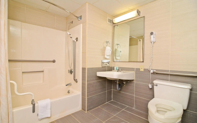 Travelodge by Wyndham Absecon Atlantic City