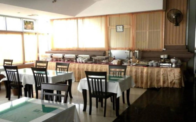 A1 Hotel