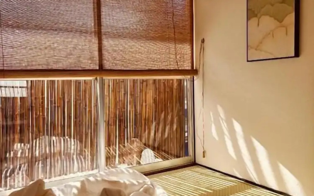 Leisureyado/Direct from airport, USJ 2 stations – Guest Rooms – Osaka