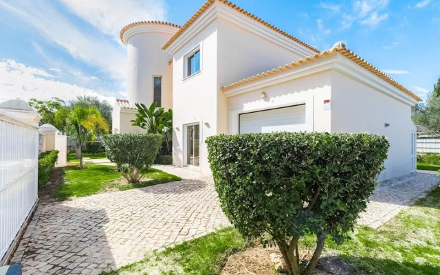 Villa Coute Real in Quarteira