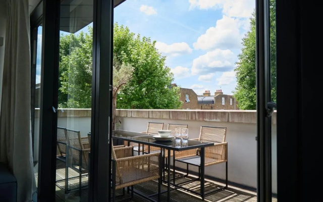 Luxury West London living in Loftus Road London